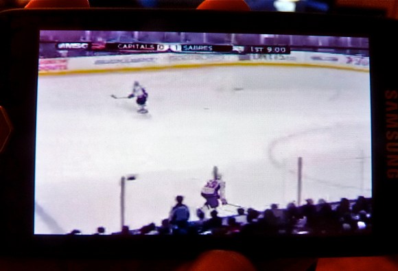 Capitals vs. Sabres live on Bell's Samsung Omnia II